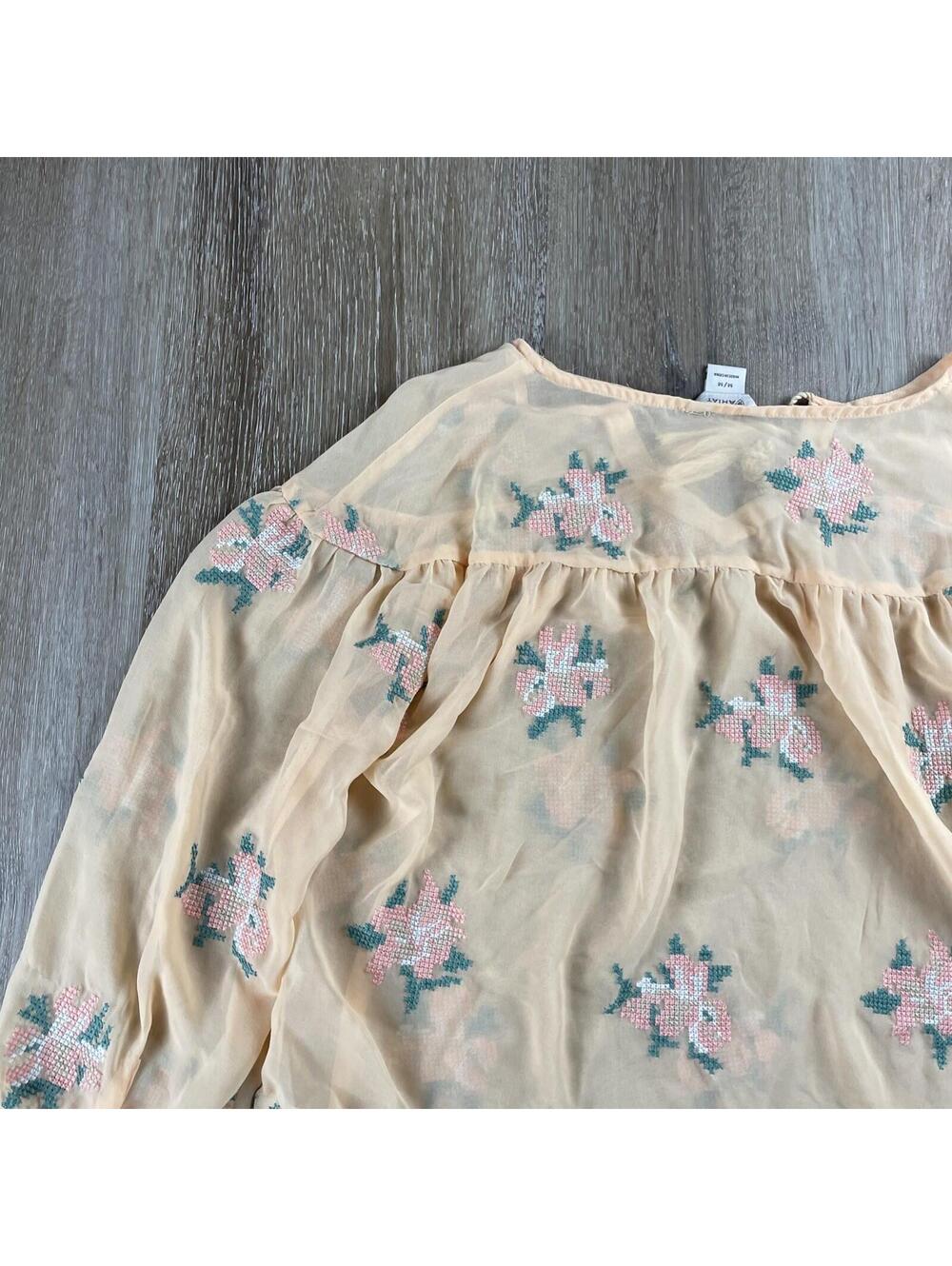 Ariat Women's Roxanne Embroidered Blouse S Boho Floral Sheer Tassel Top - Picture 15 of 16